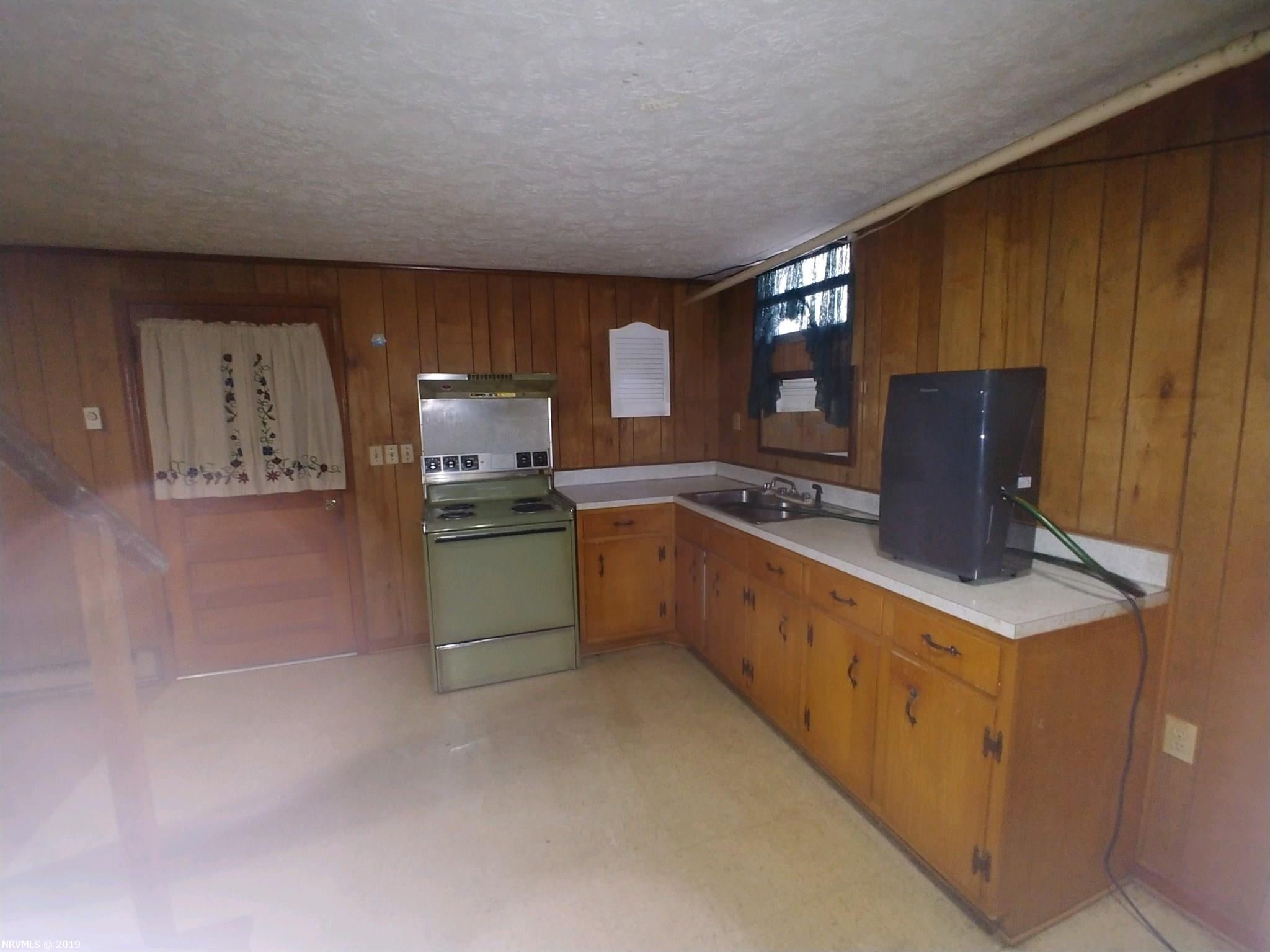 5196 State Park Road Dublin, VA 24084 - Photo 12 of 17 Gallery Image 12