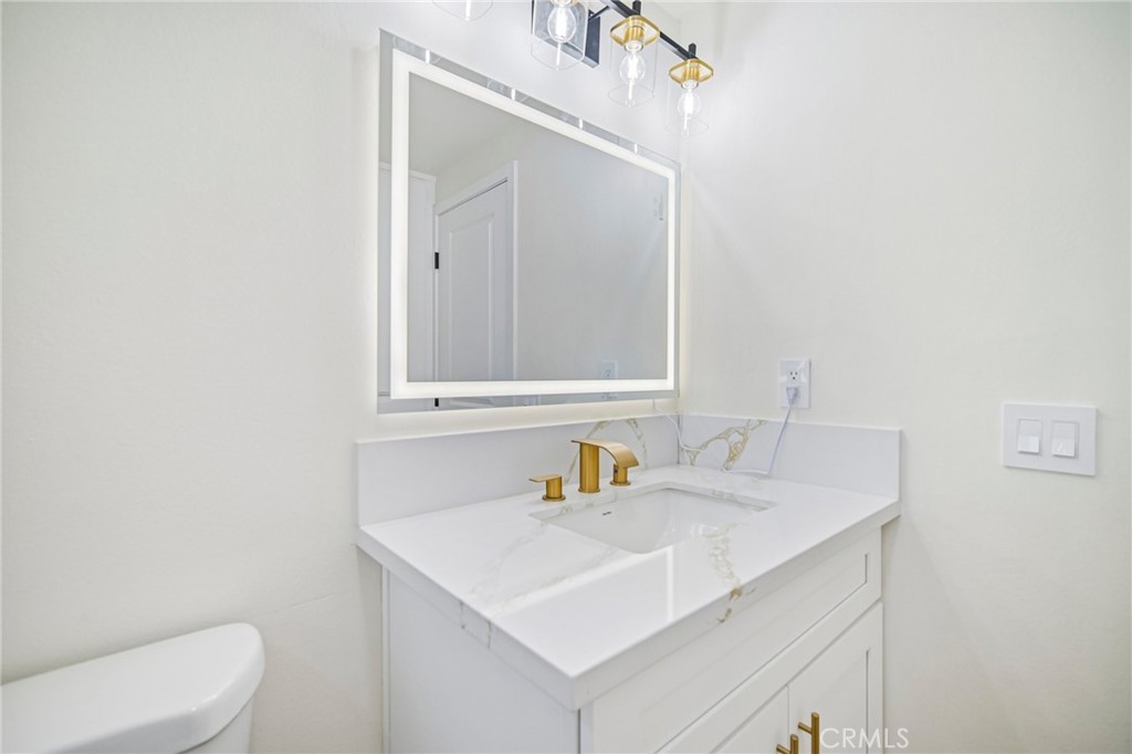 19259 Ludlow Street Porter Ranch, CA 91326 - Photo 34 of 71 Gallery Image 34