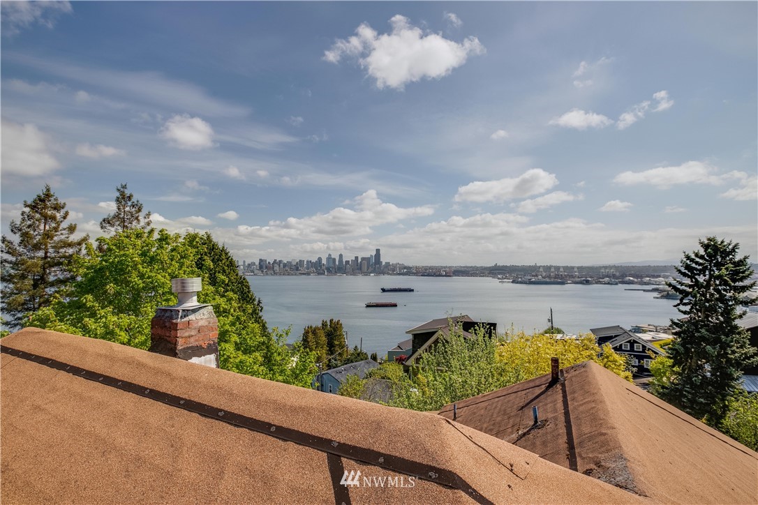 1701 41st Avenue Southwest Seattle, WA 98116 - Photo 7 of 21