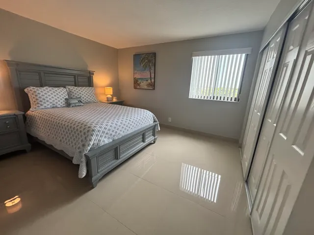 $4,200 | 1202 South Lake Drive, Unit 501, Lantana, FL 33462