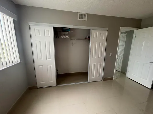 $4,200 | 1202 South Lake Drive, Unit 501, Lantana, FL 33462
