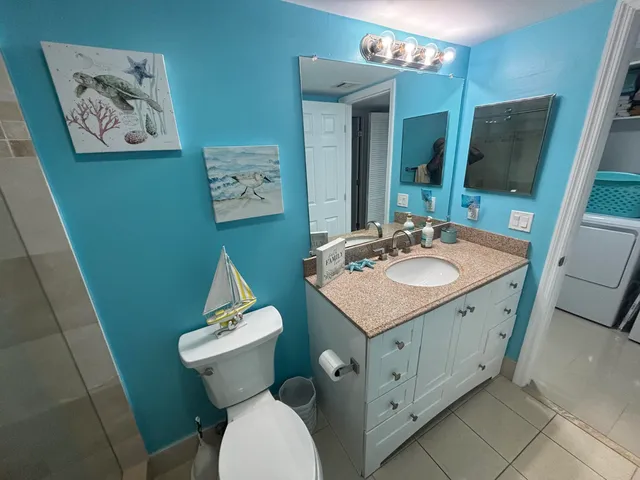 $4,200 | 1202 South Lake Drive, Unit 501, Lantana, FL 33462