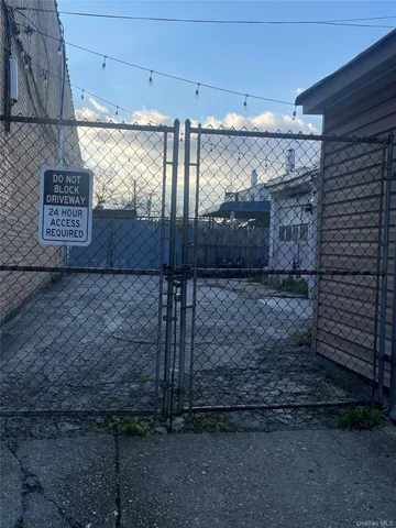 $749,000 | 106-20 109th Avenue | South Ozone Park