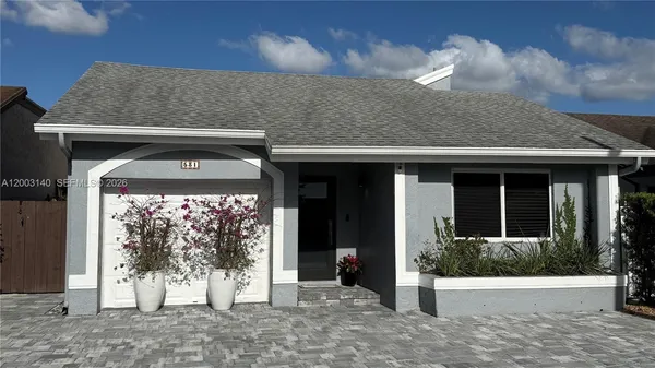 $4,700 | 531 Southwest 89th Court, Unit 1, Miami, FL 33174