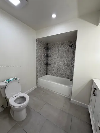 $4,300 | 531 Southwest 89th Court, Unit 1, Miami, FL 33174