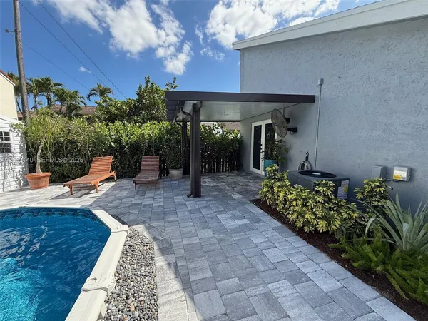 $4,300 | 531 Southwest 89th Court, Unit 1, Miami, FL 33174