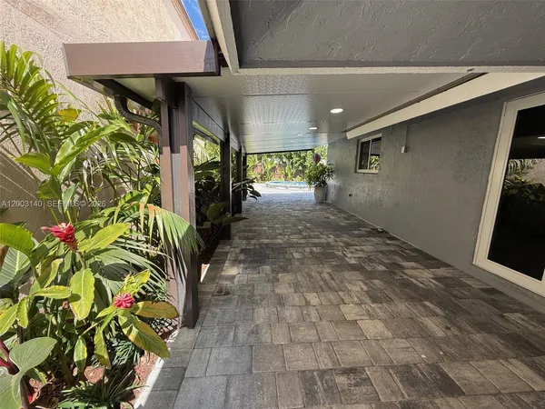 $4,300 | 531 Southwest 89th Court, Unit 1, Miami, FL 33174