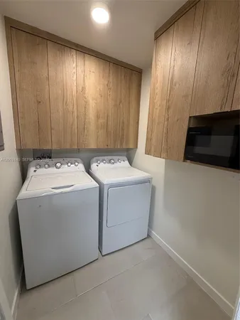 $4,300 | 531 Southwest 89th Court, Unit 1, Miami, FL 33174