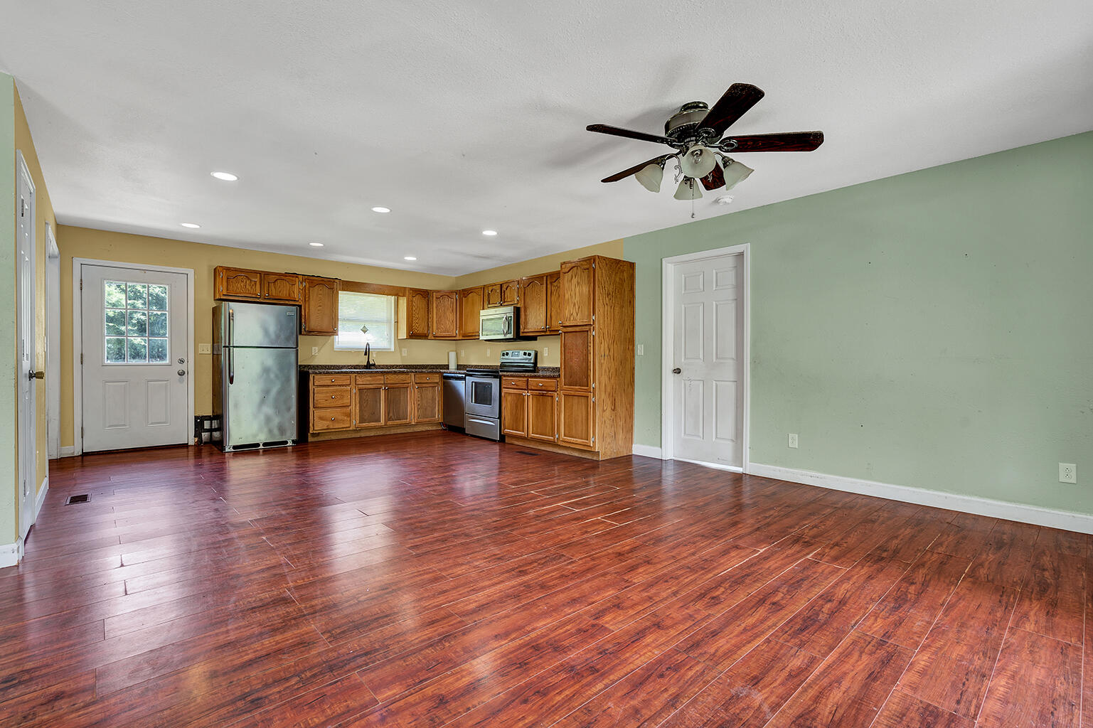 227 Cove Trail Whitwell, TN 37397 - Photo 8 of 19 DSC05544