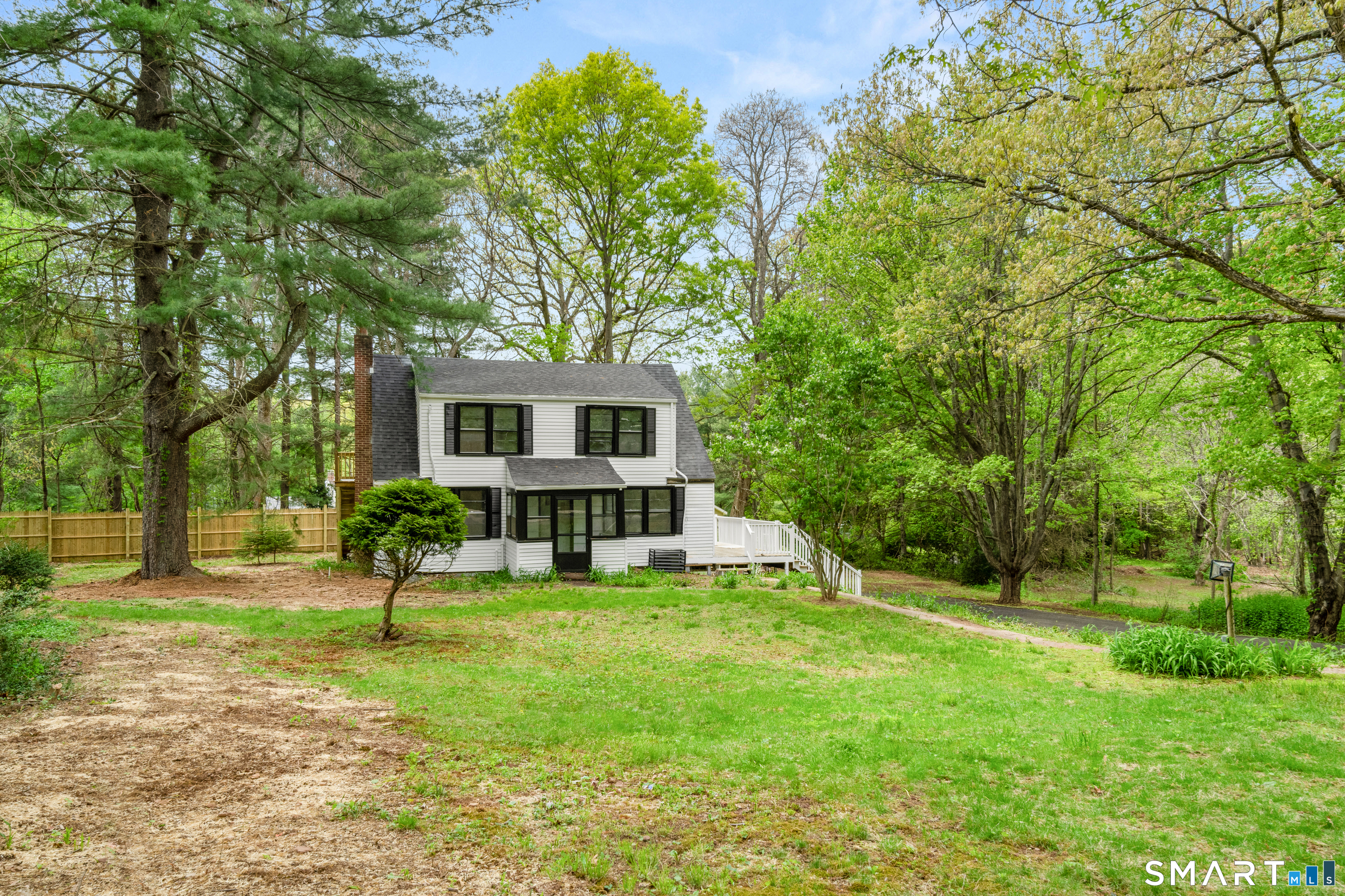 1335 Wolf Hill Road Cheshire, CT 06410 - Photo 2 of 17