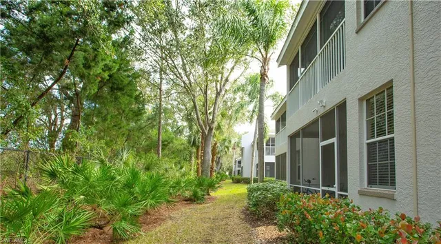 $315,000 | 3765 Fieldstone Boulevard, Unit 1304, Naples, FL 34109