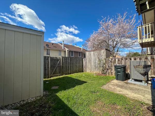 $2,700 | 13327 Schwenger Place, Herndon, VA 20170