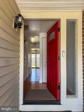 $2,700 | 13327 Schwenger Place, Herndon, VA 20170