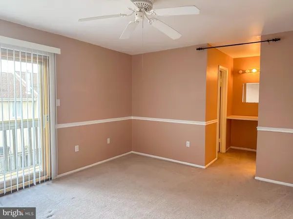 $2,700 | 13327 Schwenger Place, Herndon, VA 20170