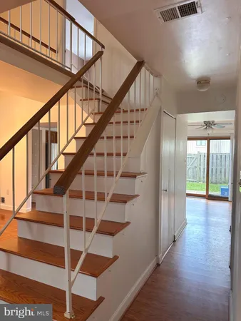 $2,700 | 13327 Schwenger Place, Herndon, VA 20170