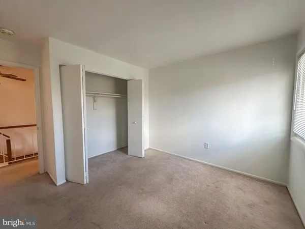 $2,700 | 13327 Schwenger Place, Herndon, VA 20170