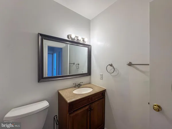 $2,700 | 13327 Schwenger Place, Herndon, VA 20170