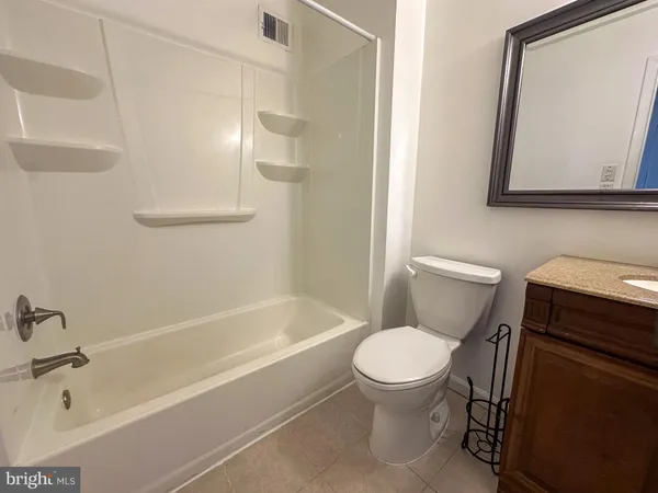 $2,700 | 13327 Schwenger Place, Herndon, VA 20170