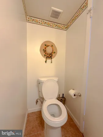 $2,700 | 13327 Schwenger Place, Herndon, VA 20170