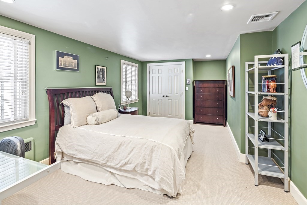 53 Littlefield Road Newton, MA 02459 - Photo 20 of 28