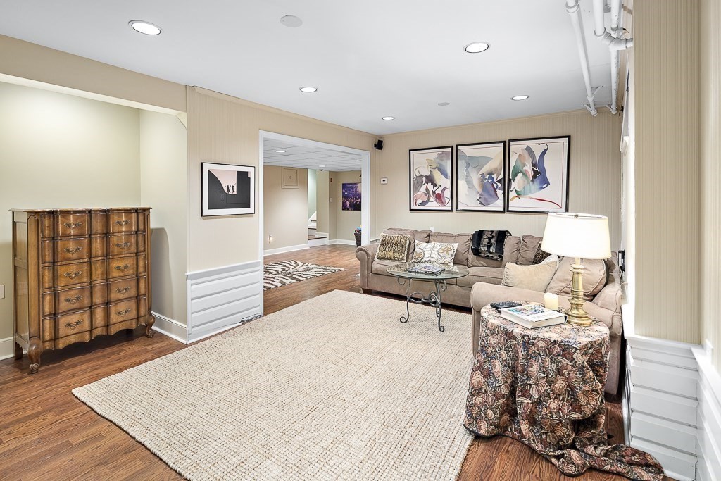 53 Littlefield Road Newton, MA 02459 - Photo 22 of 28