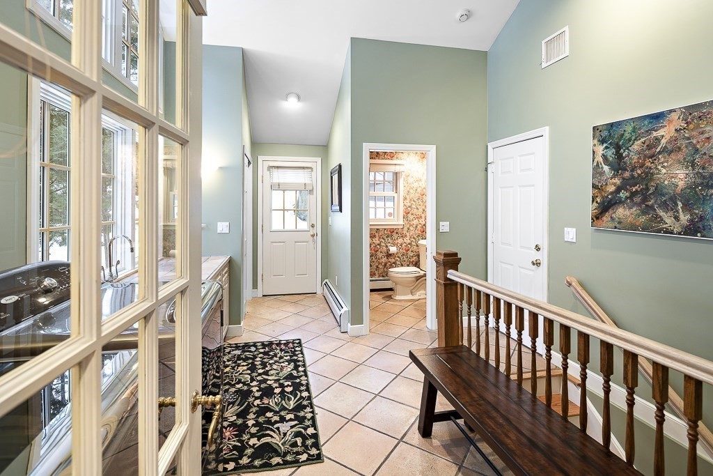 53 Littlefield Road Newton, MA 02459 - Photo 8 of 28