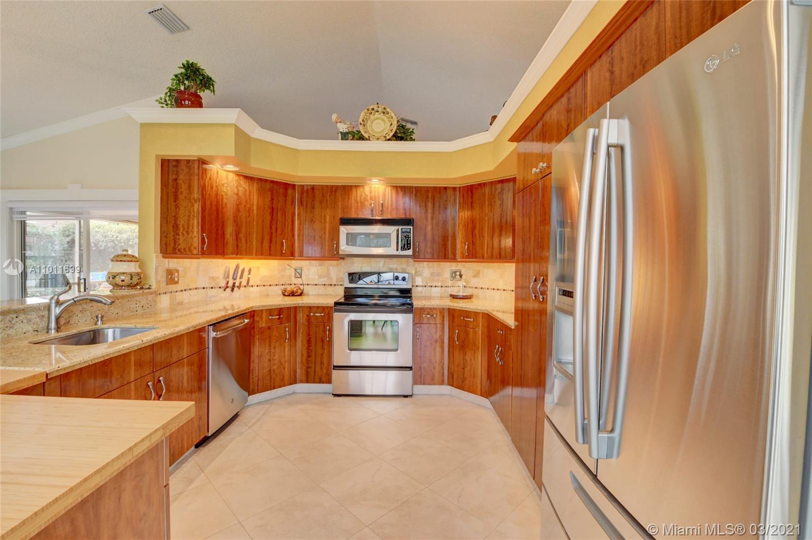 4522 Bucida Road Boynton Beach, FL 33436 - Photo 16 of 52