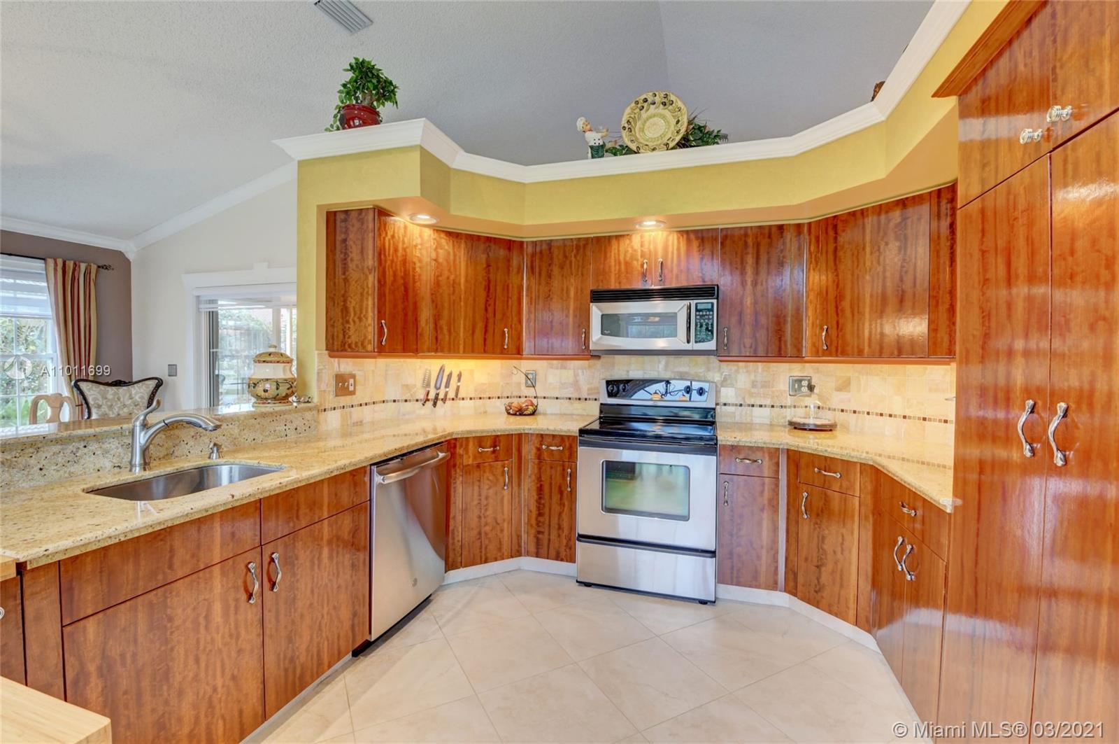 4522 Bucida Road Boynton Beach, FL 33436 - Photo 17 of 52