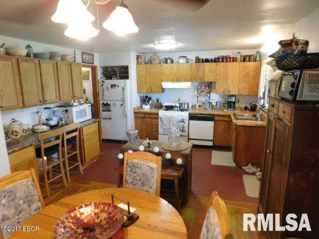 717 Gerrish Road Patoka, IL 62875 - Photo 12 of 39