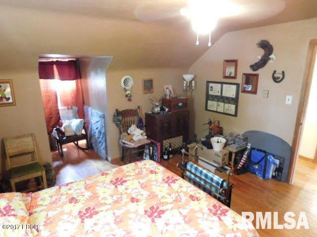 717 Gerrish Road Patoka, IL 62875 - Photo 26 of 39