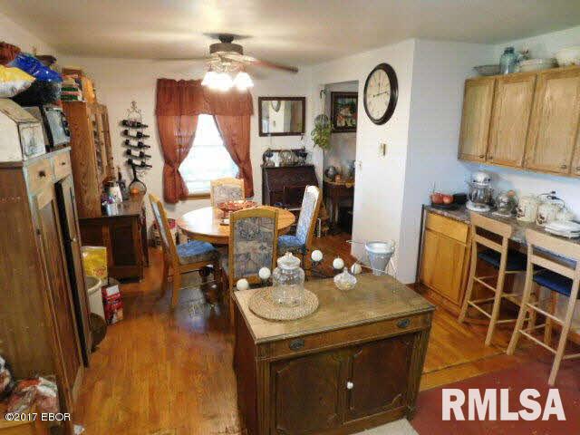 717 Gerrish Road Patoka, IL 62875 - Photo 10 of 39