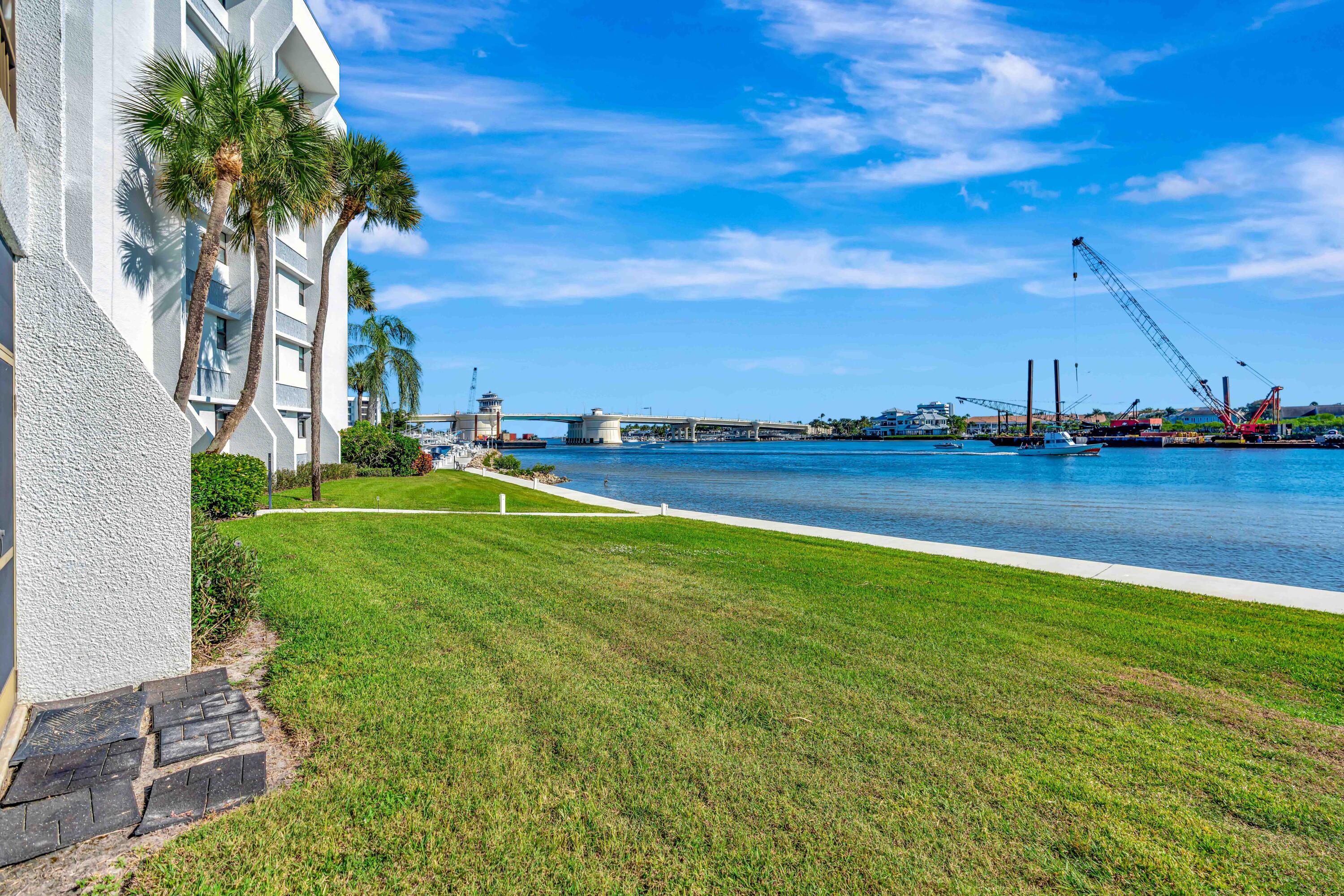 1542 Jupiter Cove Drive, Unit 104 Jupiter, FL 33469 - Photo 37 of 65 _MLP0064