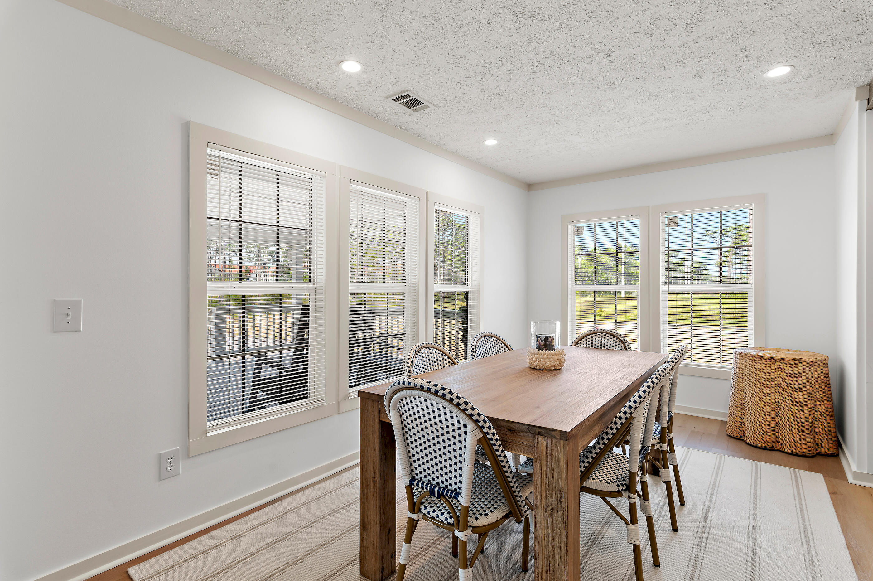 133 West Hewett Road Santa Rosa Beach, FL 32459 - Photo 7 of 38 Dining Room