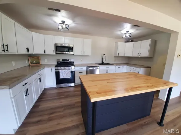 $464,900 | 18218 Highway D Kahoka Mo 63445, Kahoka, MO 63445