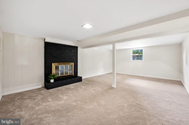 a view of empty room