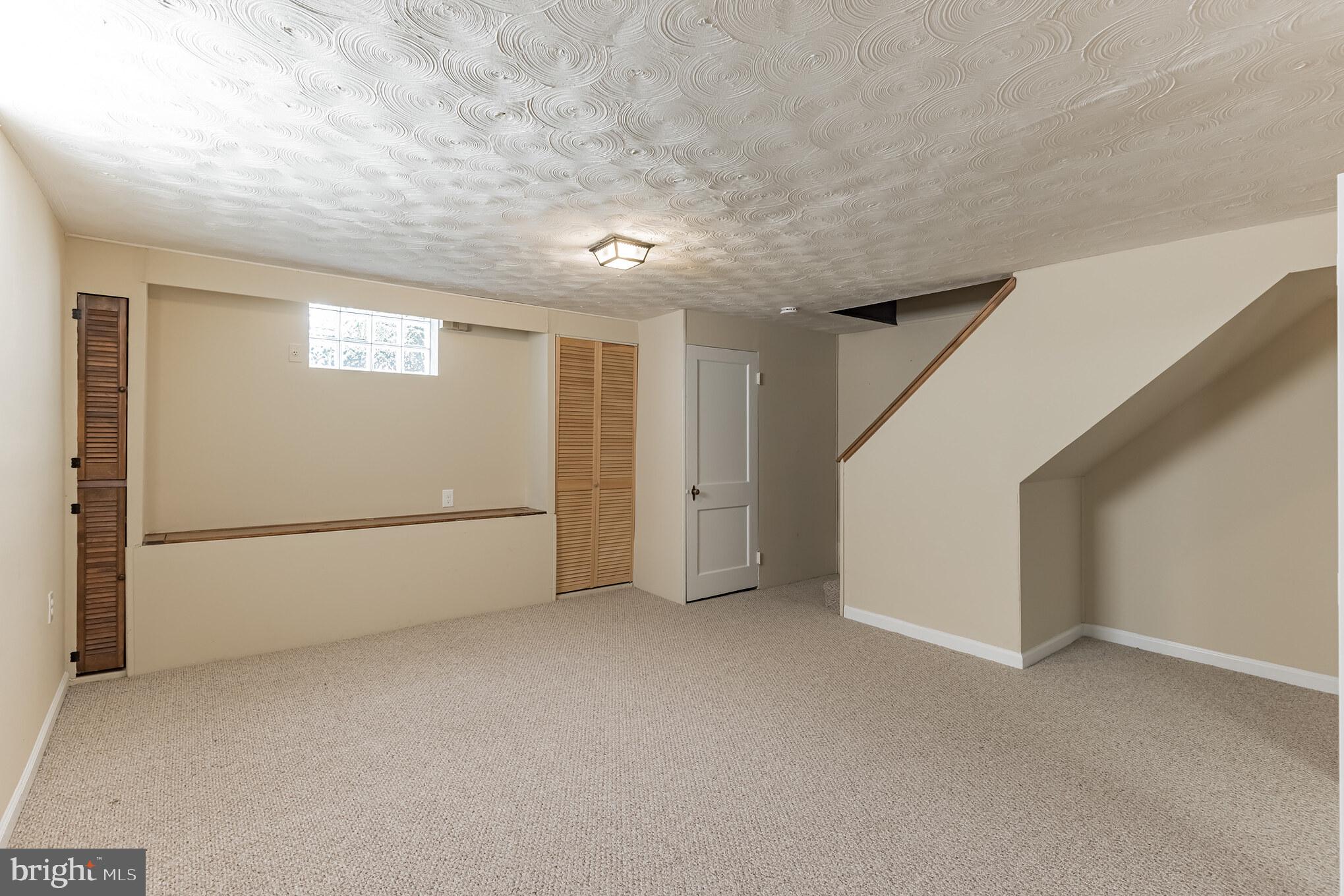 1734 Pin Oak Road Baltimore, MD 21234 - Photo 8 of 15