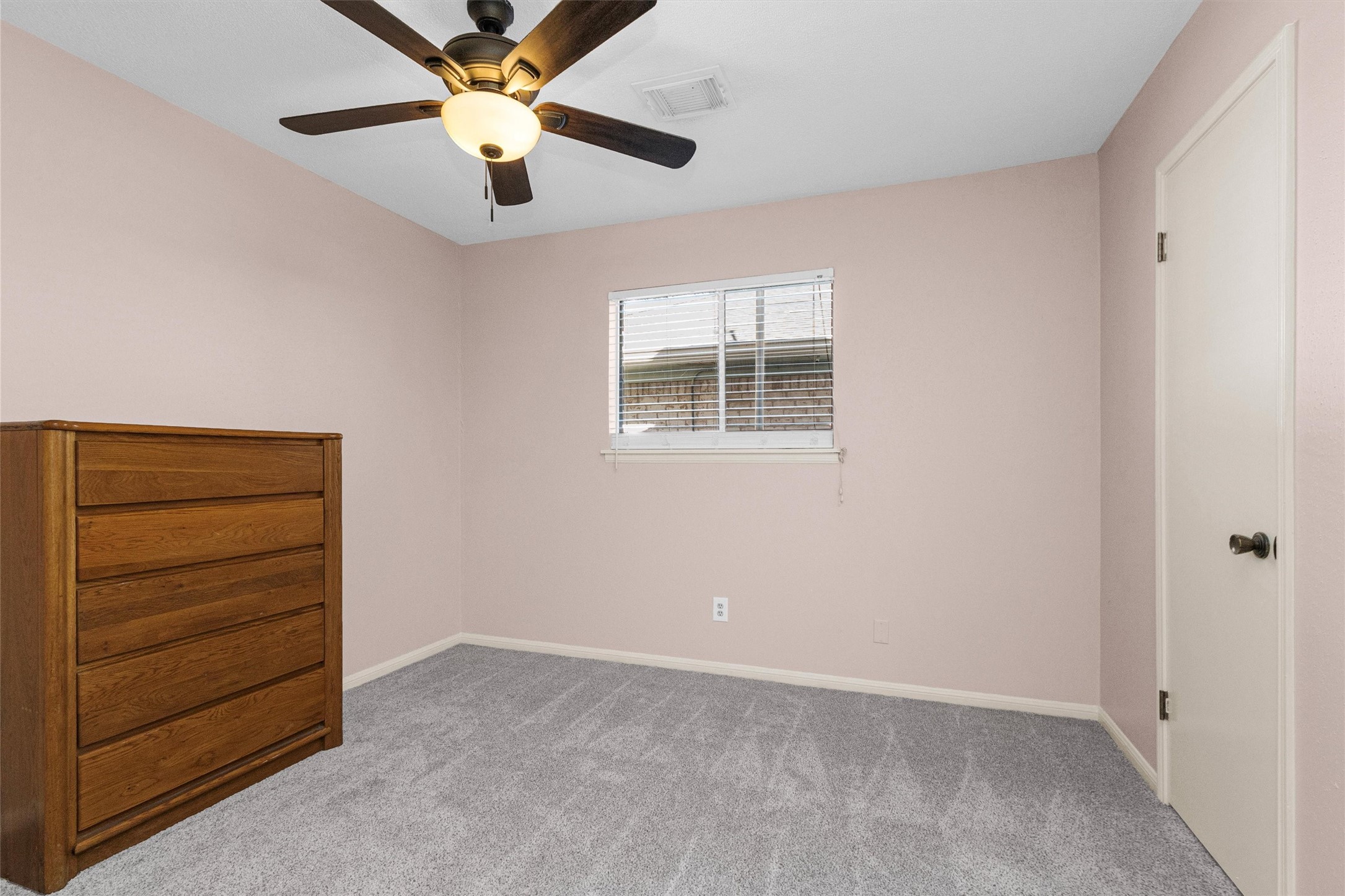 23014 Berry Pine Drive Spring, TX 77373 - Photo 19 of 29 Middle bedroom w/NEW CARPET.