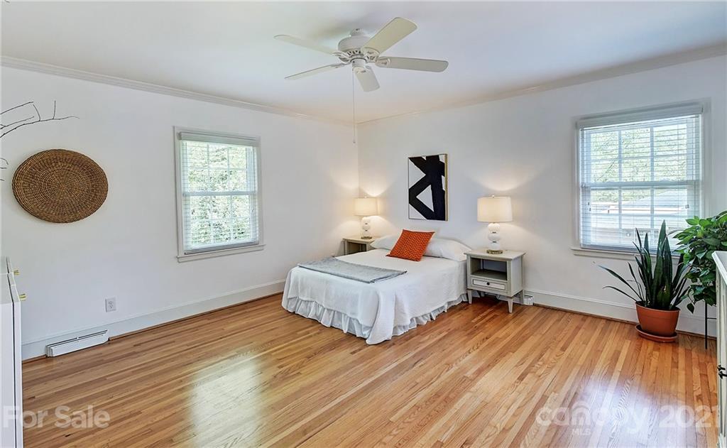 6119 Glenridge Road Charlotte, NC 28211 - Photo 21 of 41 a living room with furniture and a window