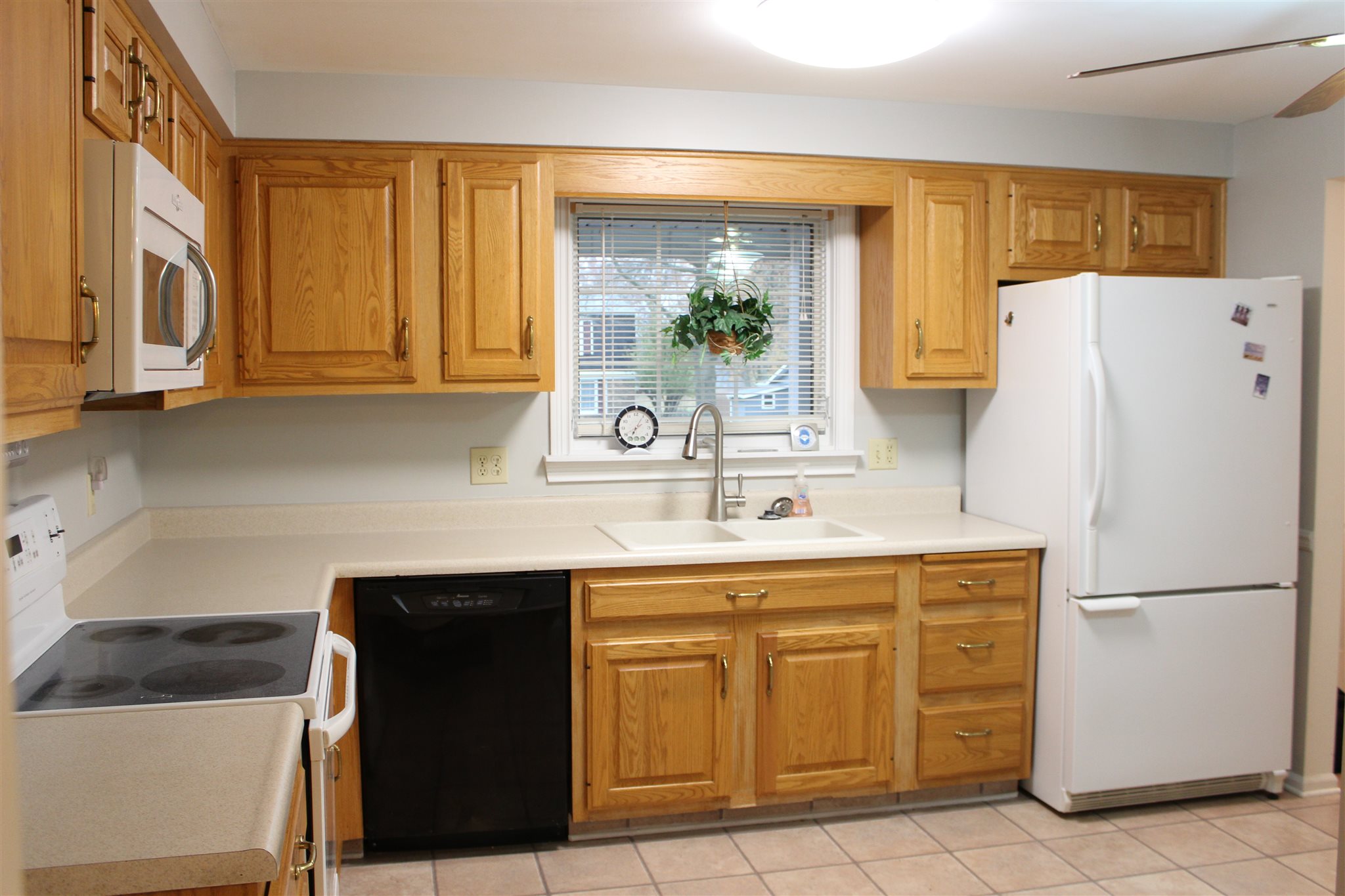 6244 West Maple Grove Road Huntington, IN 46750 - Photo 8 of 22 Gallery Image 8