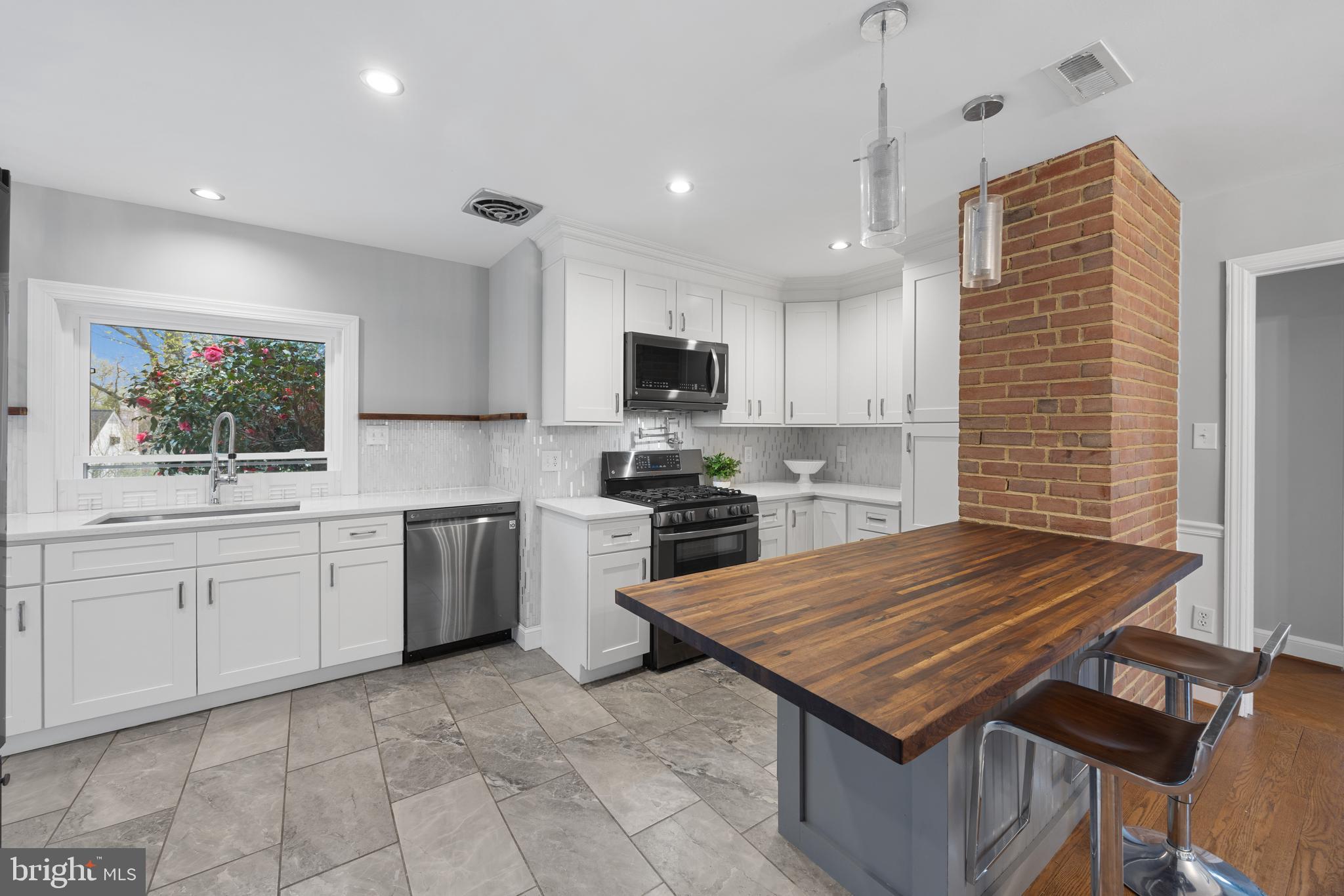 7040 Quander Road Alexandria, VA 22307 - Photo 20 of 50