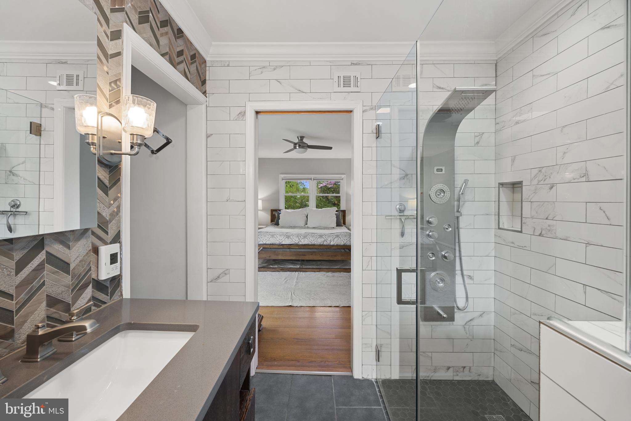 7040 Quander Road Alexandria, VA 22307 - Photo 4 of 50