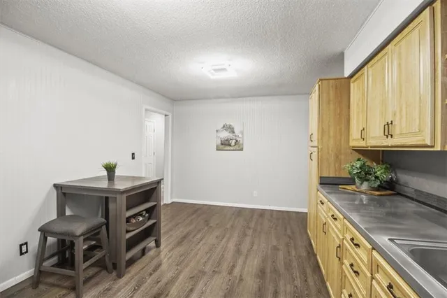 $277,900 | 207 North Paul Drive, Sibley, MO 64088