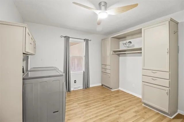 $277,900 | 207 North Paul Drive, Sibley, MO 64088