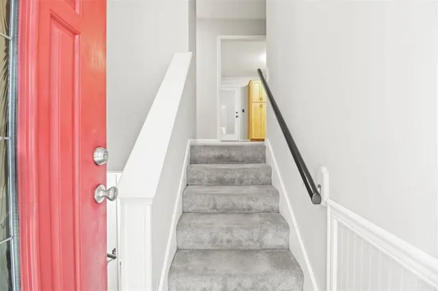 $277,900 | 207 North Paul Drive, Sibley, MO 64088