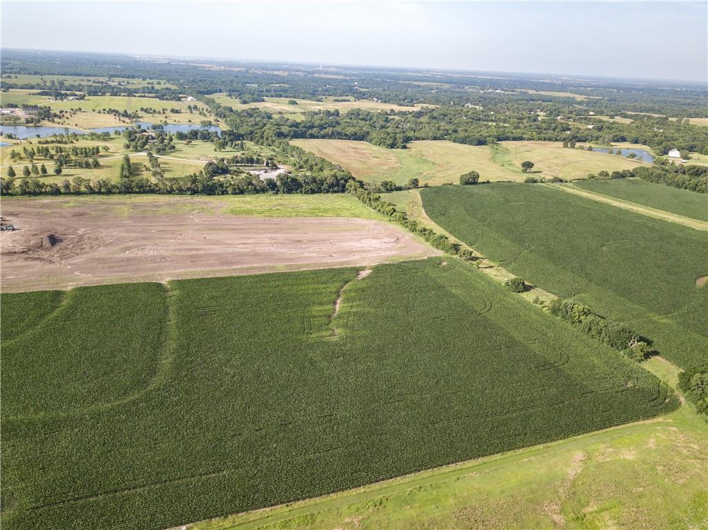 12900 South Gardner Road Olathe, KS 66061 - Photo 3 of 4