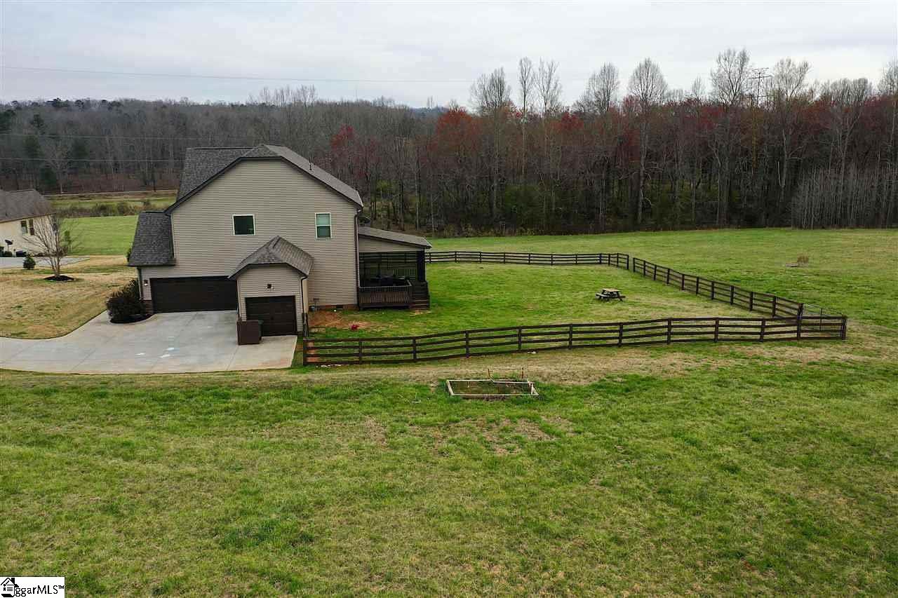 26 Fancy Lane Travelers Rest, SC 29690 - Photo 23 of 25