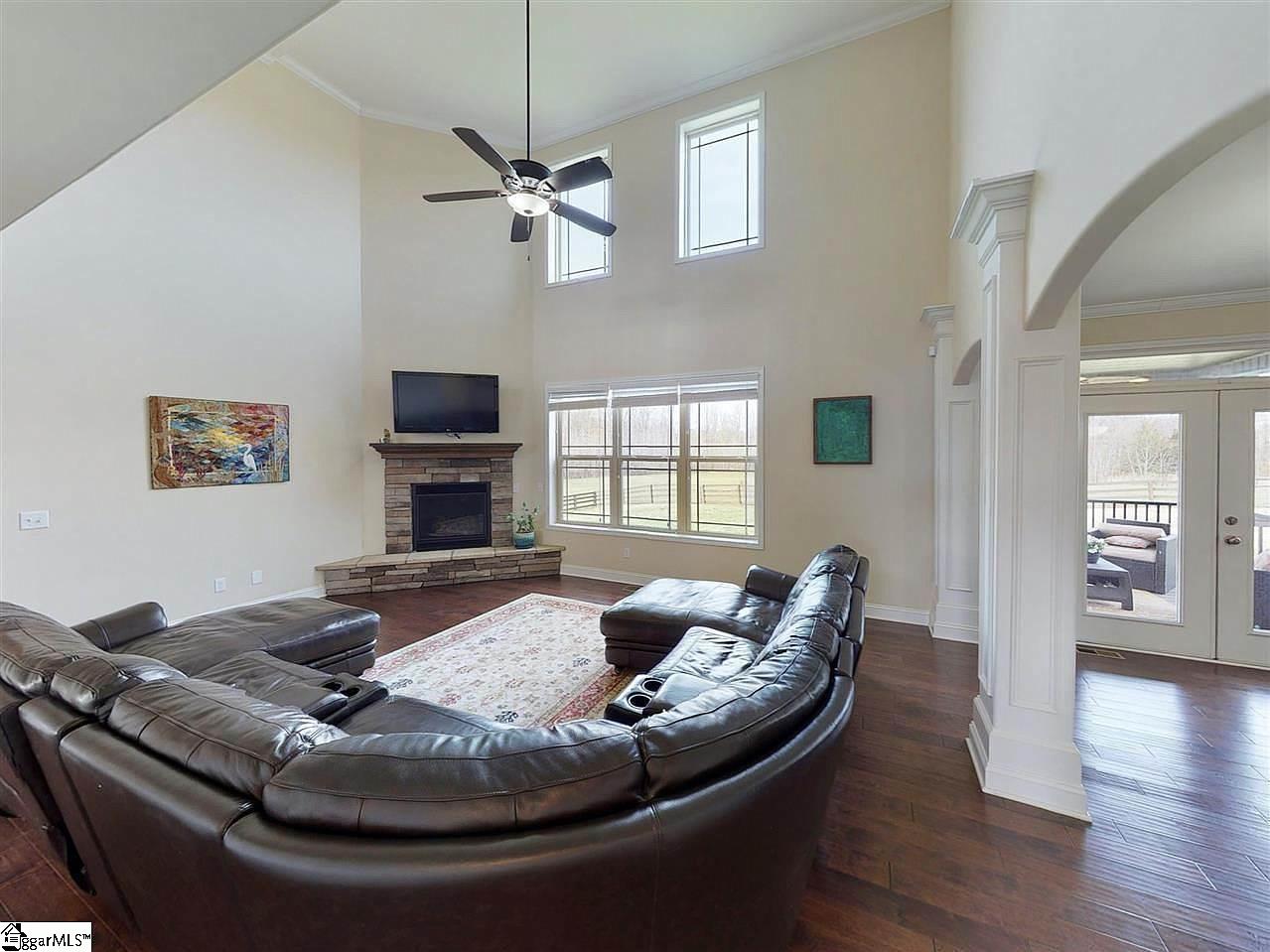 26 Fancy Lane Travelers Rest, SC 29690 - Photo 6 of 25