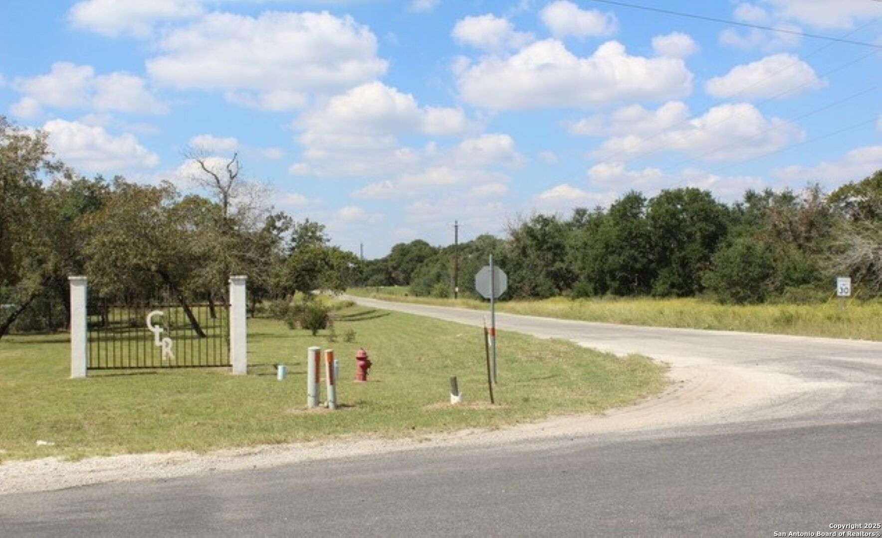 1830 Clear Lake Loop Poteet, TX 78065 - Photo 11 of 30 a view of a park