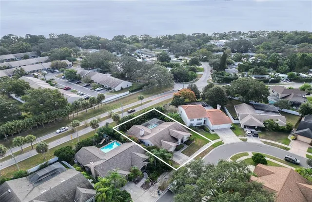 $749,900 | 44 Ridgecroft Lane, Safety Harbor, FL 34695