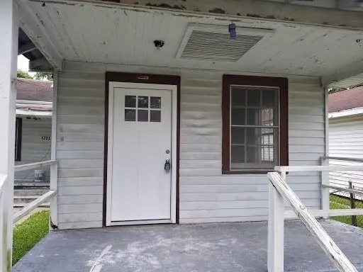 $1,050 | 1721 O'Connor Street, Gretna, LA 70053